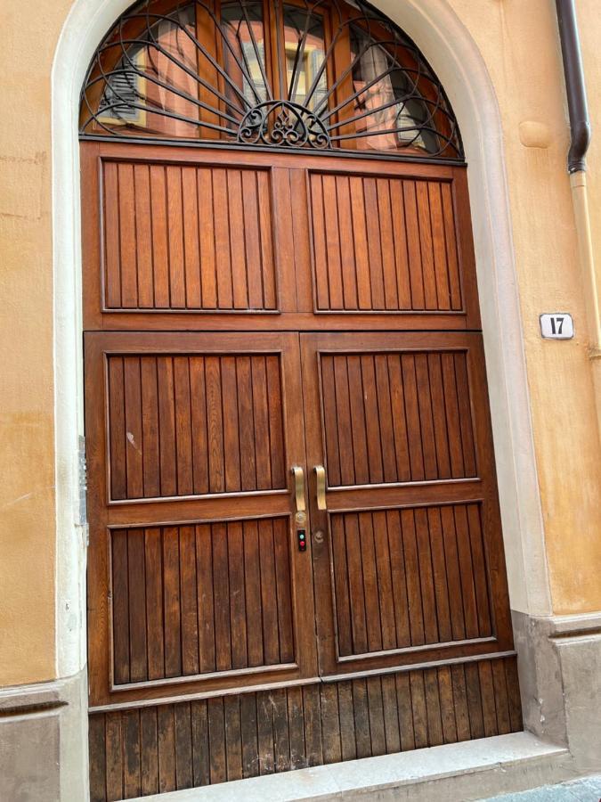 Ferienwohnung La Mansarda In Centro Modena Exterior foto