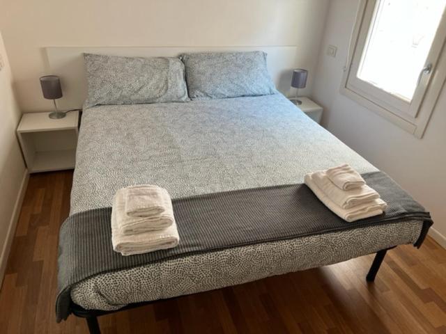Ferienwohnung La Mansarda In Centro Modena Exterior foto